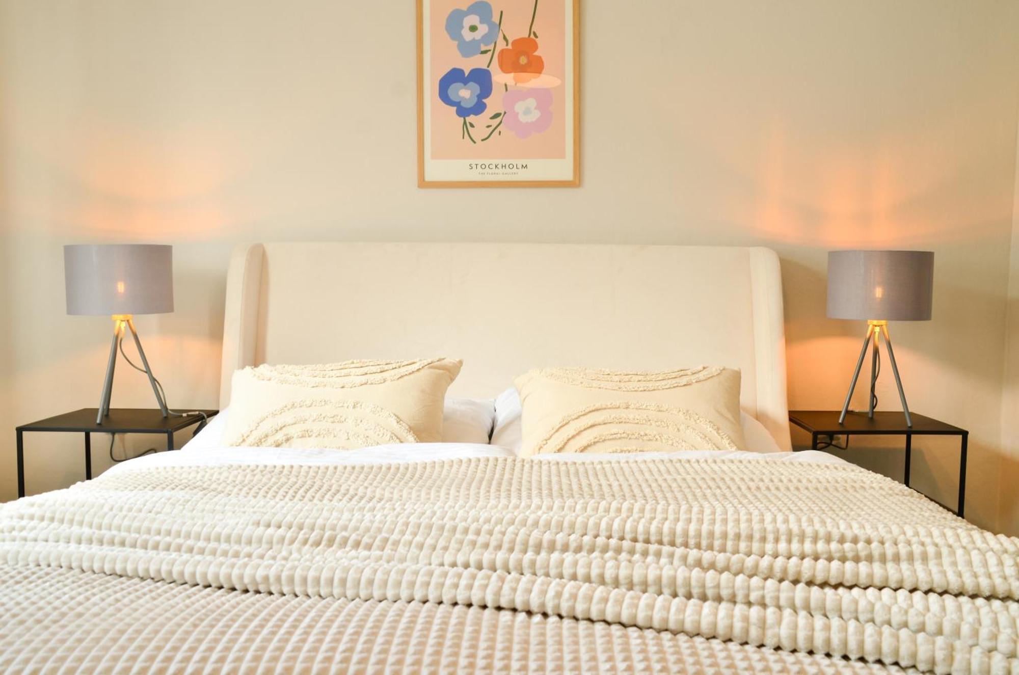 Milpau Bottrop 2 - Modernes Und Zentrales Premium-Apartment Fuer 4 Personen Mit Queensize-Bett Und Einzelbetten - Netflix, Nespresso Und Smart-Tv Exterior foto